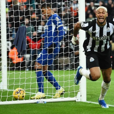 Joelinton, Newcastle, futebol