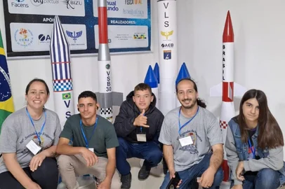 Estudantes de Herval conquistam vice-campeonato na Olimpíada Brasileira de Foguetes<!-- NICAID(16166568) -->