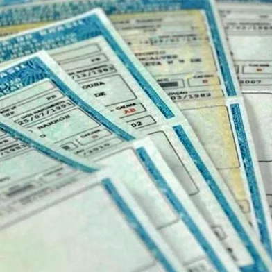 Carteira Nacional de Habilitação<!-- NICAID(13934516) -->