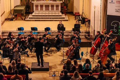Orquestra leva “As Quatro Estações” ao público em Passo Fundo<!-- NICAID(16309944) -->