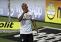Douglas Costa espera rescisão com o Grêmio e liberação da Juventus para fechar com novo clube
