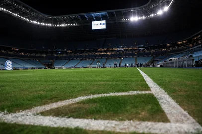 PORTO ALEGRE, RS, BRASIL, 08-07-2025: Na Arena, Grêmio enfrenta o São José valendo o título da Recopa. O duelo promove o encontro entre o campeões do Gauchão 2024 — o Tricolor — e da Copa FGF do ano passado — o Zeca. Fotos: Duda Fortes/Agência RBS<!-- NICAID(16076106) -->