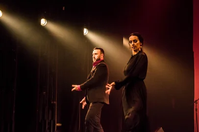 Que tal curtir uma noite flamenca?Dança, música ao vivo, tapas e bebidas inclusive a tradicional Sangria. Dia: 22/02/2025Horário de abertura: 19hShow: 20h30minLocal: Escola de Danças Carla BarcellosEndereço: Vinte de Setembro, 405 - Lourdes<!-- NICAID(15977764) -->