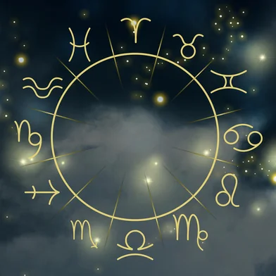 Astrologia - Foto: New Africa/stock.adobe.comIndexador: Olga Yastremska, New Africa, AfrFonte: 326952343<!-- NICAID(15354845) -->
