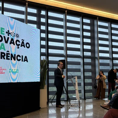 Estão abertas as inscrições para o Novo Hamburgo Feevale Summit, evento de inovação e empreendedorismo gratuito que ocorre entre os dias 15, 16 e 17 de setembro, na Universidade Feevale. O lançamento foi nesta quarta-feira (10), onde foram apresentadas parte das atrações que farão parte da programação.  <!-- NICAID(16303558) -->