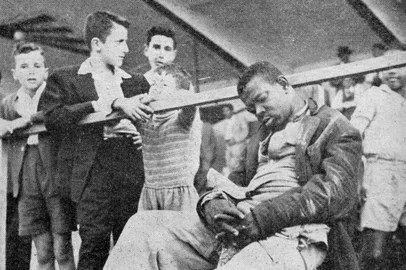 Charuto, torcedor popular do Inter, falecido em 1952. Desconhecido o ano da foto.<!-- NICAID(15393842) -->