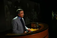 CAXIAS DO SUL, RS, BRASIL, 18/08/2025. Lançamento festivo do álbum Sesquicentenário da Imigração Italiana no RS. Publicação de caráter histórico alusiva 150 anos da imigração italiana, trazendo mais de 50 textos que tratam de temas diversos sobre o assunto. Edição bilíngue - português e italiano. O evento também contou com esquetes teatrais e apresentação da Orquestra Acadêmica da UCS. Prefeito Adiló Didomenico. (Porthus Junior/Agência RBS)<!-- NICAID(16104634) -->