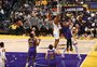 Anthony Davis marca 35 pontos e lidera virada do Lakers sobre o Phoenix Suns