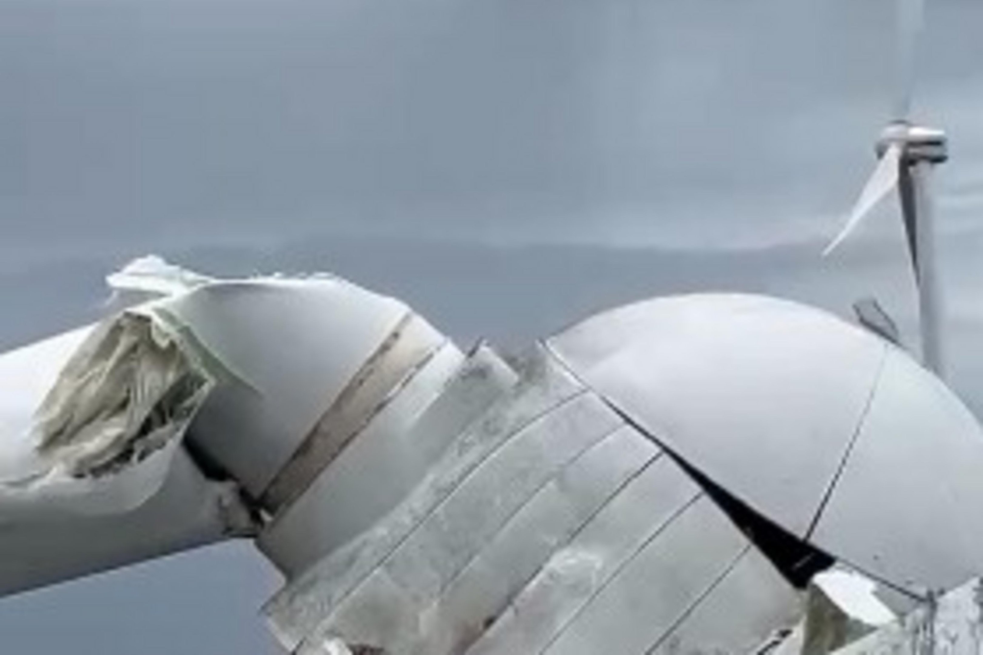 Turbina de parque eólico cai durante vendaval na fronteira entre Brasil e Uruguai; veja vídeo