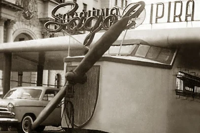 Posto do Avião, na Rua Siqueira Campos, em 1963<!-- NICAID(15073351) -->