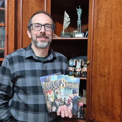 Professor e Escritor André Cordenonsi com sua série de livros