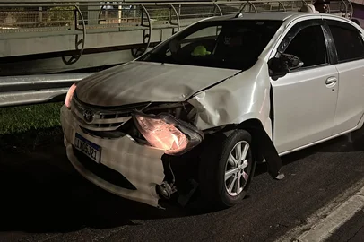 UMA PESSOA AINDA NÃO IDENTIFICADA MORREU ATROPELADA NA MADRUGADA DE HOJE NA FREEWAY, EM PORTO ALEGRE<!-- NICAID(15962127) -->