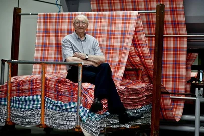 Walter Orthmann trabalha há 75 anos na Renauxview.