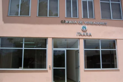 câmara de itaara<!-- NICAID(15523815) -->
