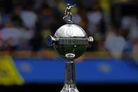 View of the "Copa Libertadores" Cup, before the start of their first leg match of the all-Argentine Copa Libertadores final, Boca Juniors x River Plate, troféu Libertadores, at La Bombonera stadium in Buenos Aires, on November 11, 2018. (Photo by ALEJANDRO PAGNI / AFP)<!-- NICAID(13827058) -->