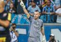 Fora do jogo contra o Aragua por lesão, Paulo Victor ainda está nos planos do Grêmio