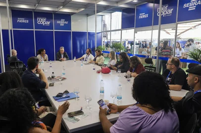 CAXIAS DO SUL, RS, BRASIL. 15-10-2025. Na Mercopar, plataforma Smart Match é utilizada para facilitar conexões entre expositores e visitantes, além das rodadas de negócios.<!-- NICAID(16147105) -->