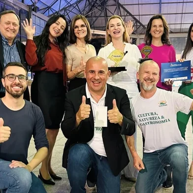 Equipe da prefeitura de Novo Hamburgo no Prêmio Boas Práticas da Famurs<!-- NICAID(15907757) -->
