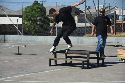 Skate em Caxias do Sul: como a modalidade que brilhou nas olimpíadas é vista na cidade<!-- NICAID(14859146) -->