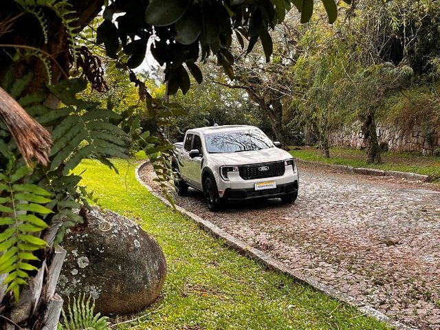 Maverick Lariat Black, atualizada avan&ccedil;a no conforto, conectividade e seguran&ccedil;a