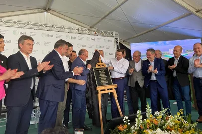 Nova usina de etanol é lançada em Passo Fundo<!-- NICAID(15501412) -->