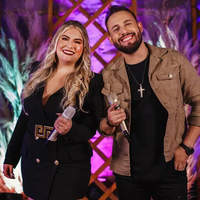 "Desempina Esse Nariz", nova música de trabalho da dupla sertaneja Andri e Hector. Vem com a pegada do batidão sertanejo e traços da vaneira Gaúcha.<!-- NICAID(15406776) -->