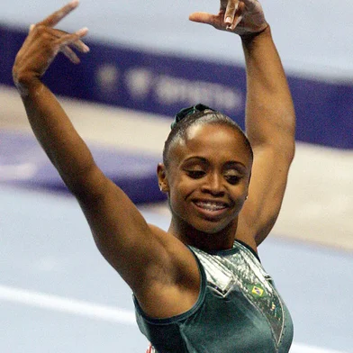 #PÁGINA:44COPA DO MUNDO DE GINÁSTICA EM SÃO PAULOSP - GINÁSTICA/COPA/MUNDIAL - ESPORTES - A ginasta brasileira Daiane dos Santos na prova de solo, válida pela classificação para a disputa da final da Copa do Mundo de Ginástica, no Ginásio do Ibirapuera, na zona sul de São Paulo. 08/04/2005 - Foto: PAULO LIEBERT/AGÊNCIA ESTADO/AE Fonte: AE Fotógrafo: Paulo Liebert<!-- NICAID(1662732) -->