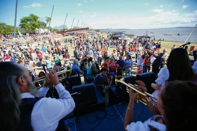 Porto Alegre RS Brasil, 23/10/2022 - Primeira Oktoberfest da orla do Guaíba - Foto: Jonathan Hecker/Agência RBS<!-- NICAID(15243556) -->