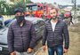 Homens usaram escada, pularam muros e levaram choques para salvar idosa de incêndio em Caxias do Sul