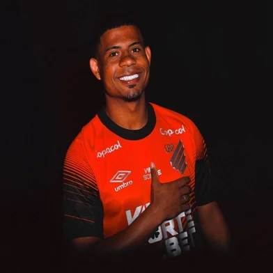 Gilberto, futebol, Athletico-PR