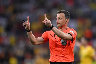 Felix Zwayer, futebol, árbitro