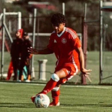 Deryck jogador do Inter