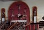 VÍDEO: altar, bíblias e estátuas são encontrados intactos em igreja atingida por enchente em Eldorado do Sul