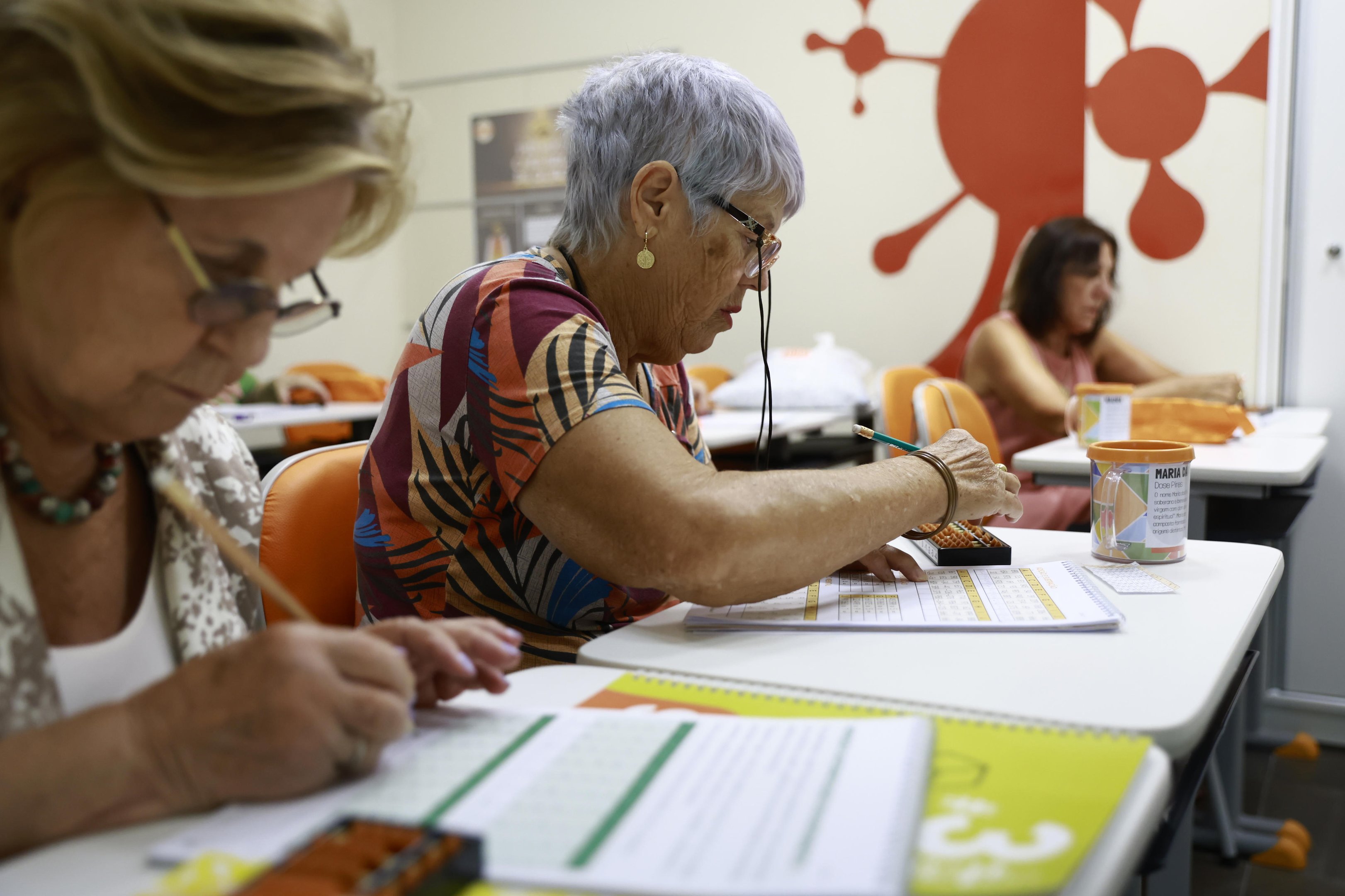 Voc&ecirc; sabe o que &eacute; gin&aacute;stica cerebral? Pesquisa revela benef&iacute;cios de est&iacute;mulos cognitivos aos 60+