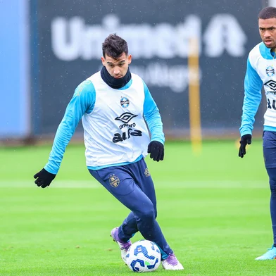 Cristaldo em treino do Grêmio<!-- NICAID(16089506) -->