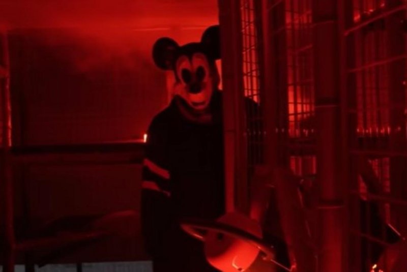 Mickey's Mouse Trap, novo longa de Jamie Bailey, ganha trailer.<!-- NICAID(15639059) -->