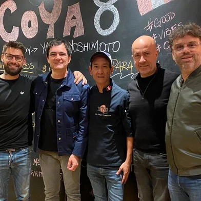 Depois do último show da turnê de despedida em Porto Alegre, a banda Skank, com Samuel Rosa e companhia, escolheu o restaurante Coya, comandado pelo chef Luis Yagui, para a saideira.<!-- NICAID(15058900) -->