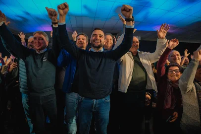 Principais líderes do MDB se reúnem em Rio Pardo e reafirmam apoio à candidatura de Gabriel Souza ao Piratini <!-- NICAID(16074457) -->