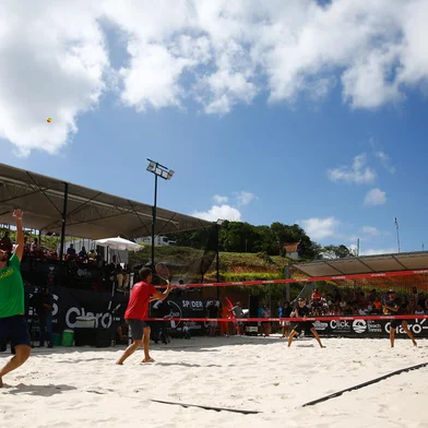 Viamão, RS, Brasil, 27/11/2022 - Semifinal masculina do campeonato mundial de Beach Tennis no hotel Vila Ventura - Foto: Jonathan Heckler/Agência RBS<!-- NICAID(15278097) -->