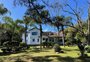 Casa Branca e estábulo que virou restaurante: lembranças de antiga fazenda no parque da Expointer 