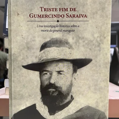 Livro Triste Fim de Gumercindo Saraiva, de Cláudio Júnior Damin<!-- NICAID(15875593) -->