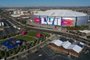 GLENDALE, ARIZONA - JANUARY 28: In an aerial view of State Farm Stadium on January 28, 2023 in Glendale, Arizona. State Farm Stadium will host the NFL Super Bowl LVII on February 12.   Christian Petersen/Getty Images/AFP (Photo by Christian Petersen / GETTY IMAGES NORTH AMERICA / Getty Images via AFP)<!-- NICAID(15339972) -->
