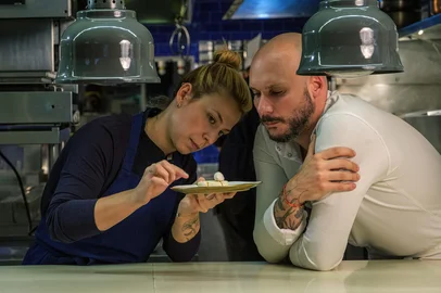 Segunda temporada de "Na Ponta da Faca", série documental do Apple TV. Restaurante Evvai<!-- NICAID(16383044) -->
