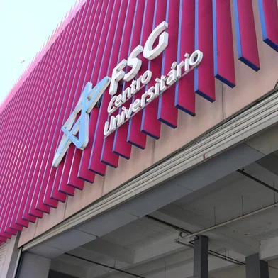 Fachada da FSG <!-- NICAID(15872526) -->