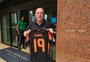 Presidente colorado assiste a jogo da Seleção e visita Borré: "Entregará uma camisa do Inter para Raphinha"