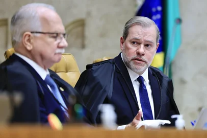 Ministros do STF - Edson Fachin(e) e Dias Toffoli<!-- NICAID(16219626) -->