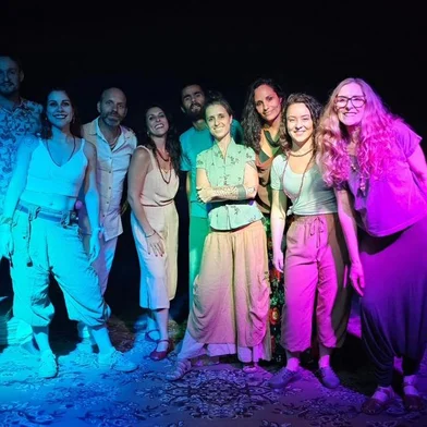 o grupo Zingado apresenta um repertório repleto de ritmos e cantos da cultura popular brasileira<!-- NICAID(15834669) -->
