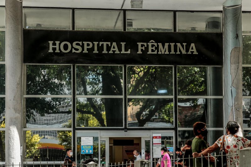 PORTO ALEGRE, RS, BRASIL - 08/02/2021Fachada do Hospital Fêmina<!-- NICAID(14709525) -->