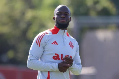 PORTO ALEGRE, RS, BRASIL, 18-04-2025: O atacante Enner Valencia participa de treino do Inter no CT Parque Gigante. (Ricardo Duarte/Inter/Divulgação).<!-- NICAID(16029029) -->
