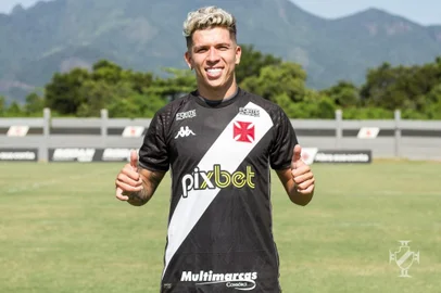 O meia Bruno Nazário, do Vasco, reforça o Juventude. O jogador de 27 anos perdeu espaço na equipe na Série B. <!-- NICAID(15145036) -->